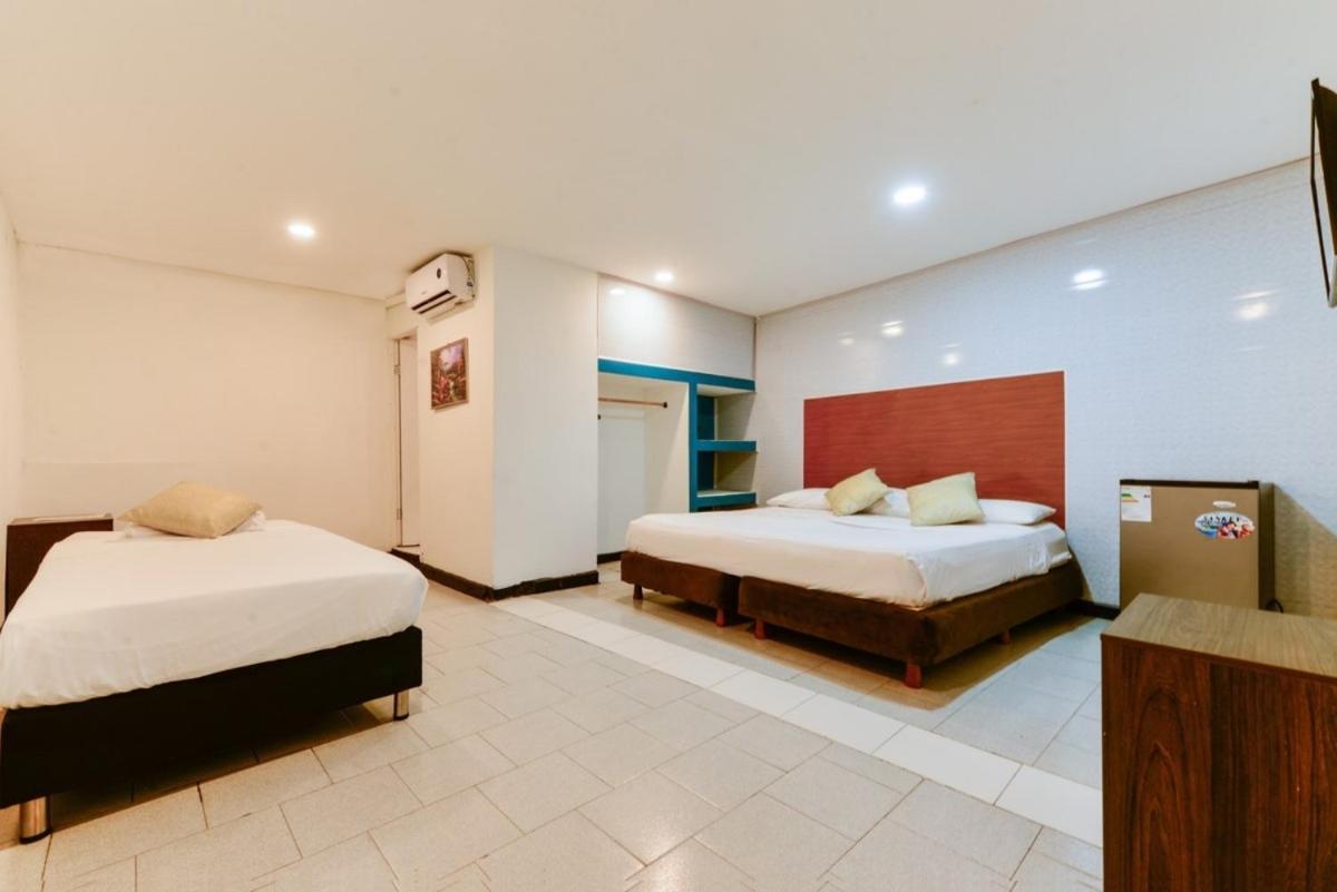 Hotel Continental Sai San Andres  Exterior photo